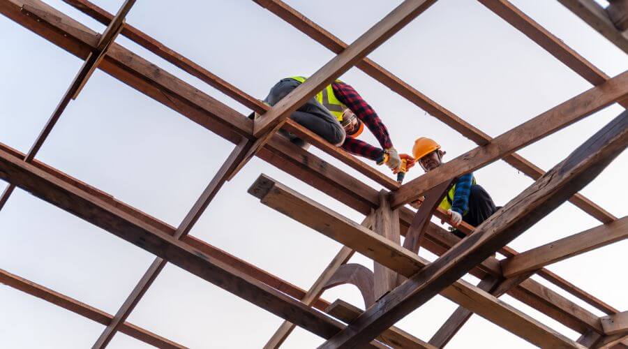 Professional gutter cleaning services in New Market, IA